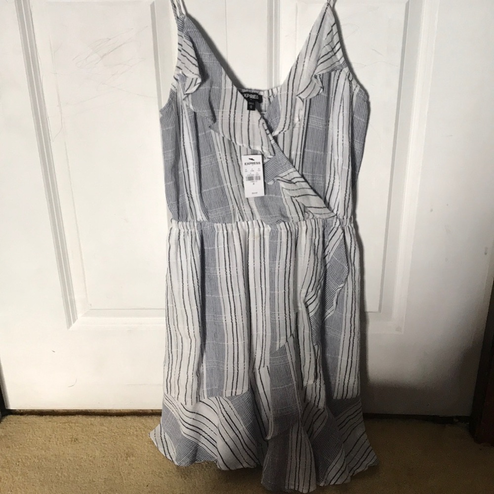 Express dress size medium